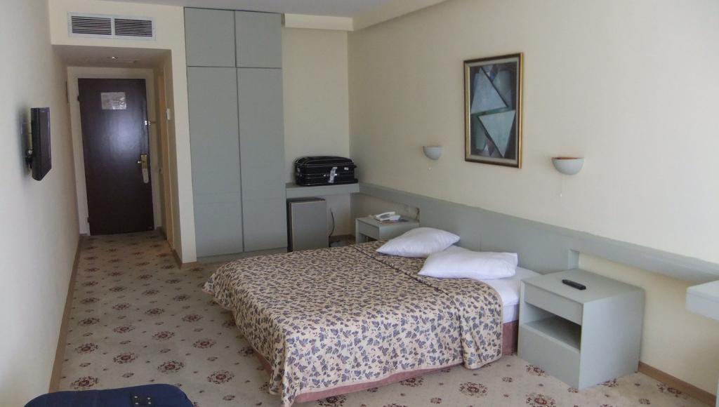 Peri Tower Hotel Nevşehir Cameră foto